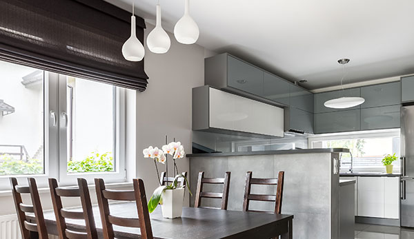Versatile roller blinds - Roller blinds are one of the most versatile and popular types of window treatments for your home or office. They are favoured for their attractive and fresh design and can suit and enhance any type of décor.