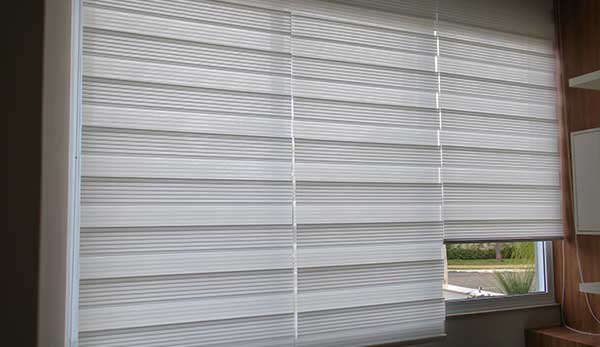Stylish Zebra Roller blinds - ?Zebra blinds have become a popular choice when choosing window blinds for a modern home. These stylish blinds with their unique and eye-catching design add a touch of sophistication and elegance to any room.